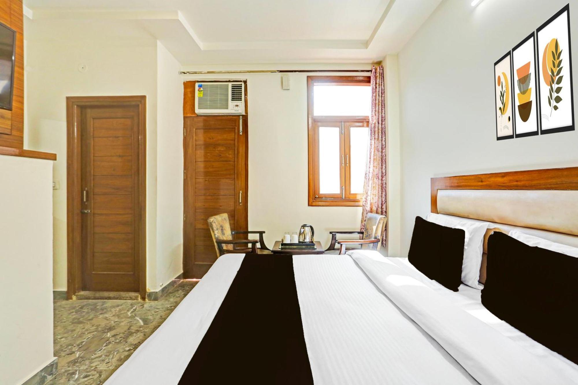 Super Hotel O Sector 45 Formerly Manyavar Chandīgarh 외부 사진